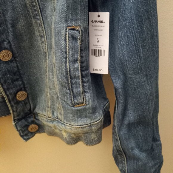 JEAN JACKET SMALL NEW WITH TAG - Picture 2 of 3